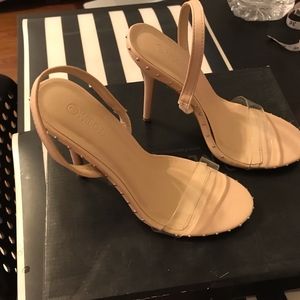 High heel sandals! Size 7